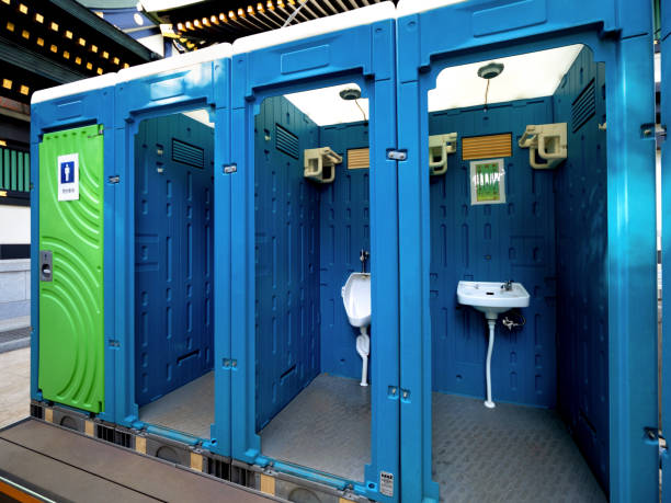 Best Luxury portable toilet rental  in Hill City, KS